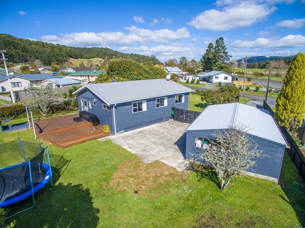 8 Jordan Street, Hikurangi, Hikurangi - Carousel 1