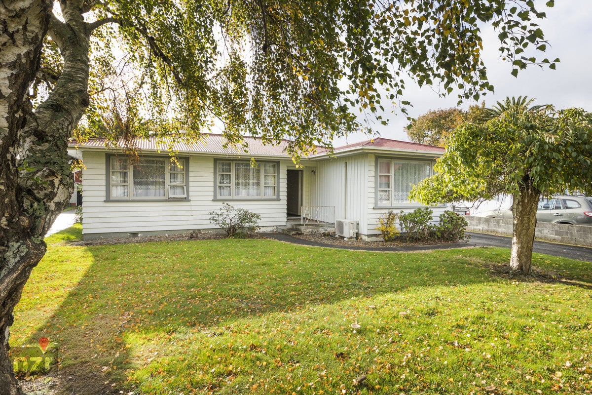 43 Ferguson Street, Awapuni, Palmerston North - Carousel 2