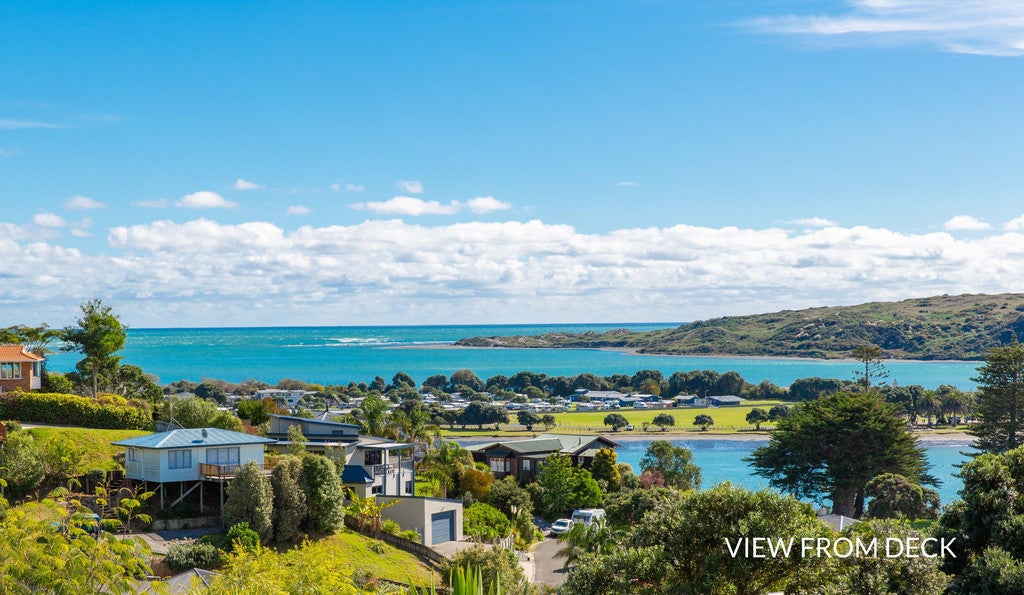 8 Norrie Avenue, Raglan, Raglan - Carousel 1