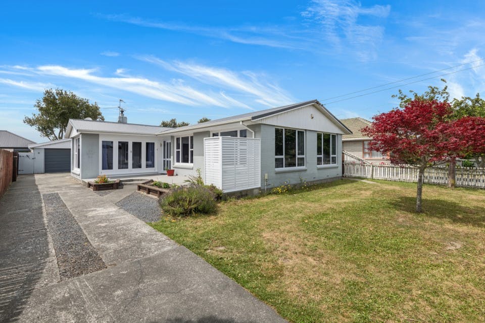 10 Cotswold Avenue, Bishopdale, Christchurch - Carousel 1
