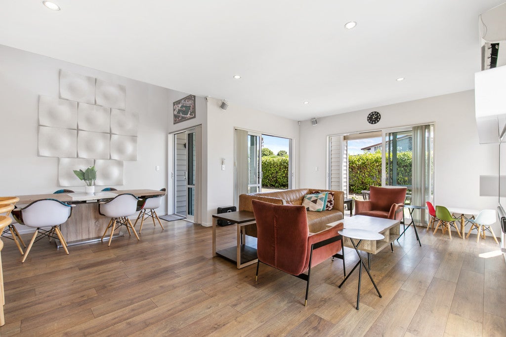45 Pickaberry Avenue, Karaka, Papakura - Carousel 2