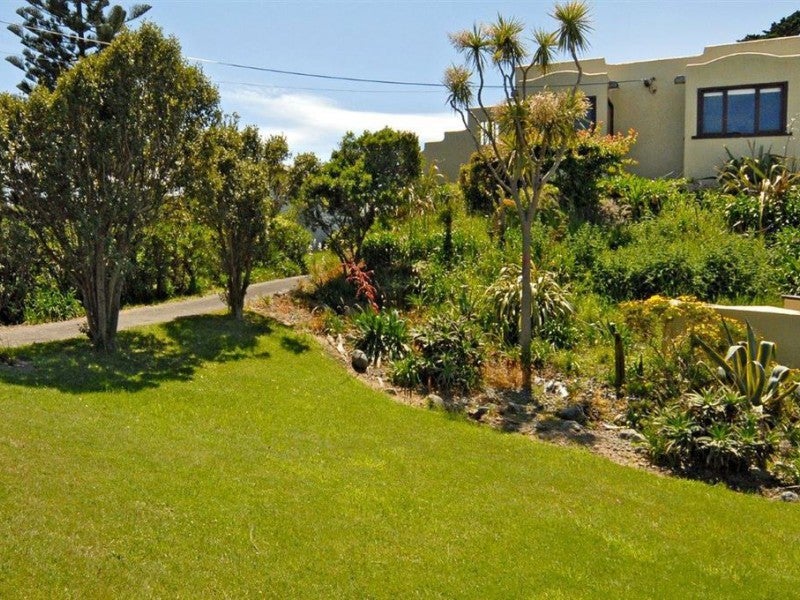 648 Waitarere Beach Road, Waitarere Beach, Levin - Carousel 1