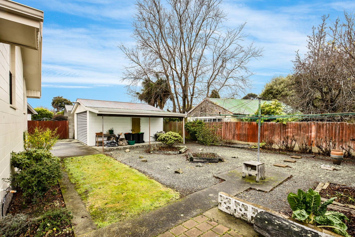 16A Fenhall Street, Russley, Christchurch - Carousel 20