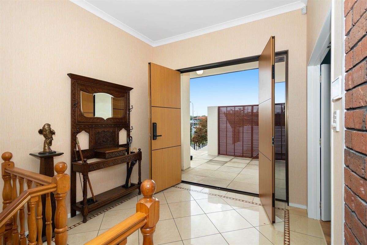 2 Arcus Street, St Andrews, Hamilton - Carousel 2