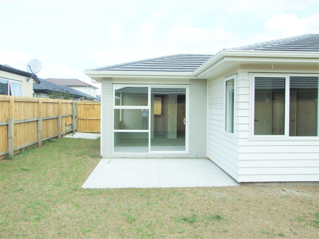 25 Gum Spear Road, Takanini, Auckland - Carousel 2