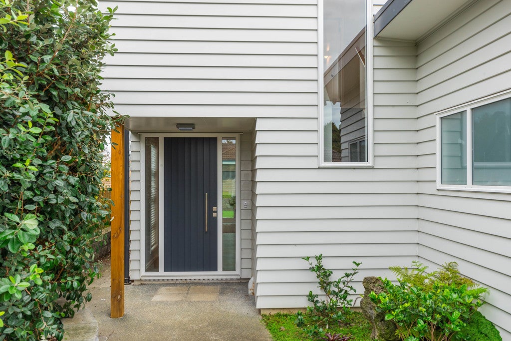 19 Ambury Road, Mangere Bridge, Auckland - Carousel 26