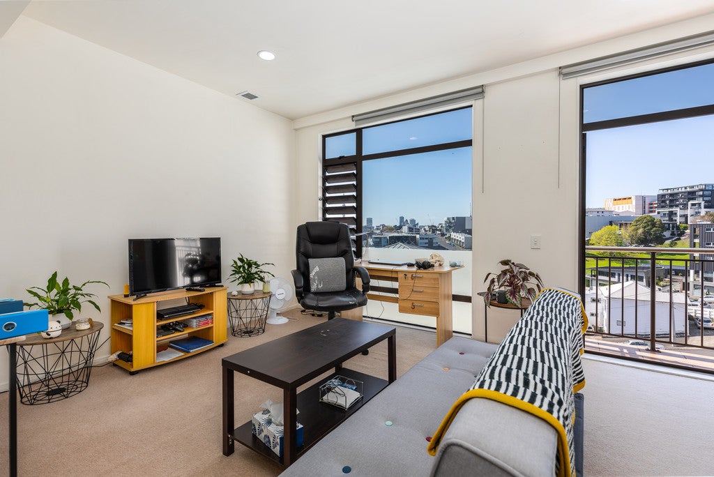 1F/9 Charlotte Street, Eden Terrace, Auckland - Carousel 2