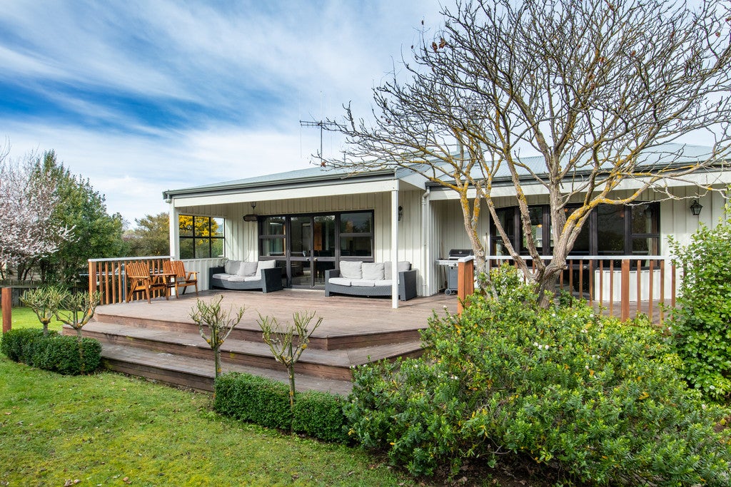 27 Macaulay Street, Gleniti, Timaru - Carousel 1