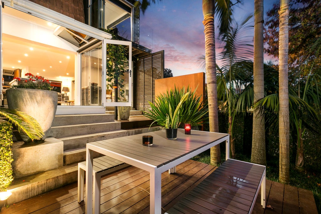 2 Gwilliam Place, Freemans Bay, Auckland - Carousel 2