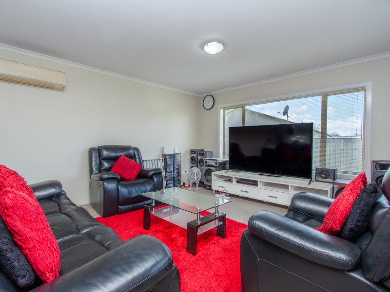 6/64 Kawaha Point Road, Kawaha Point, Rotorua - Carousel 2
