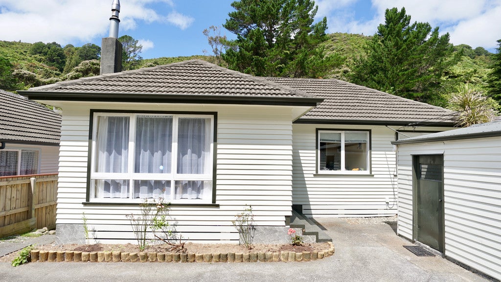 57 Sunny Grove, Wainuiomata, Lower Hutt - Carousel 15