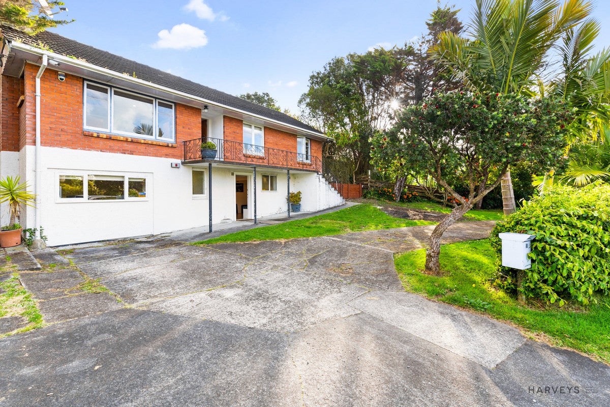 3 Rerewai Place, Kelston, Auckland - Carousel 2