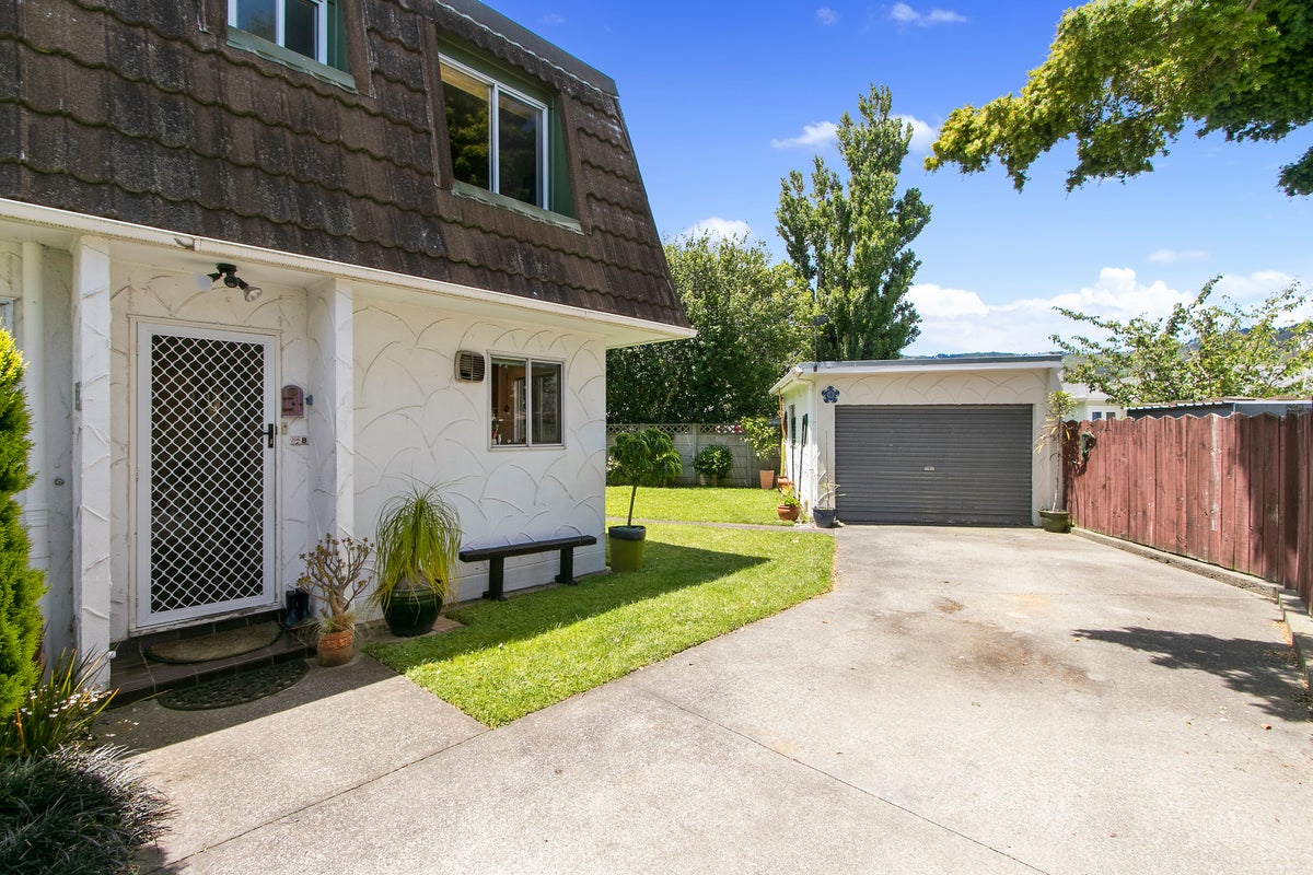 36B Colson Street, Avalon, Lower Hutt - Carousel 1