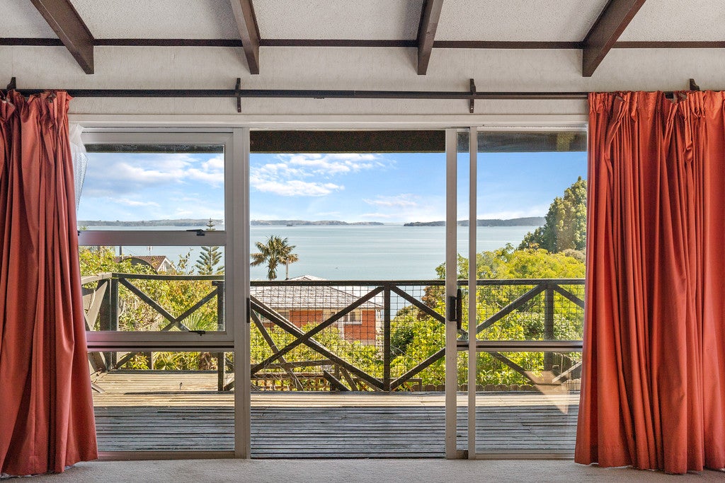 22 Craig Road, Maraetai, Auckland - Carousel 2