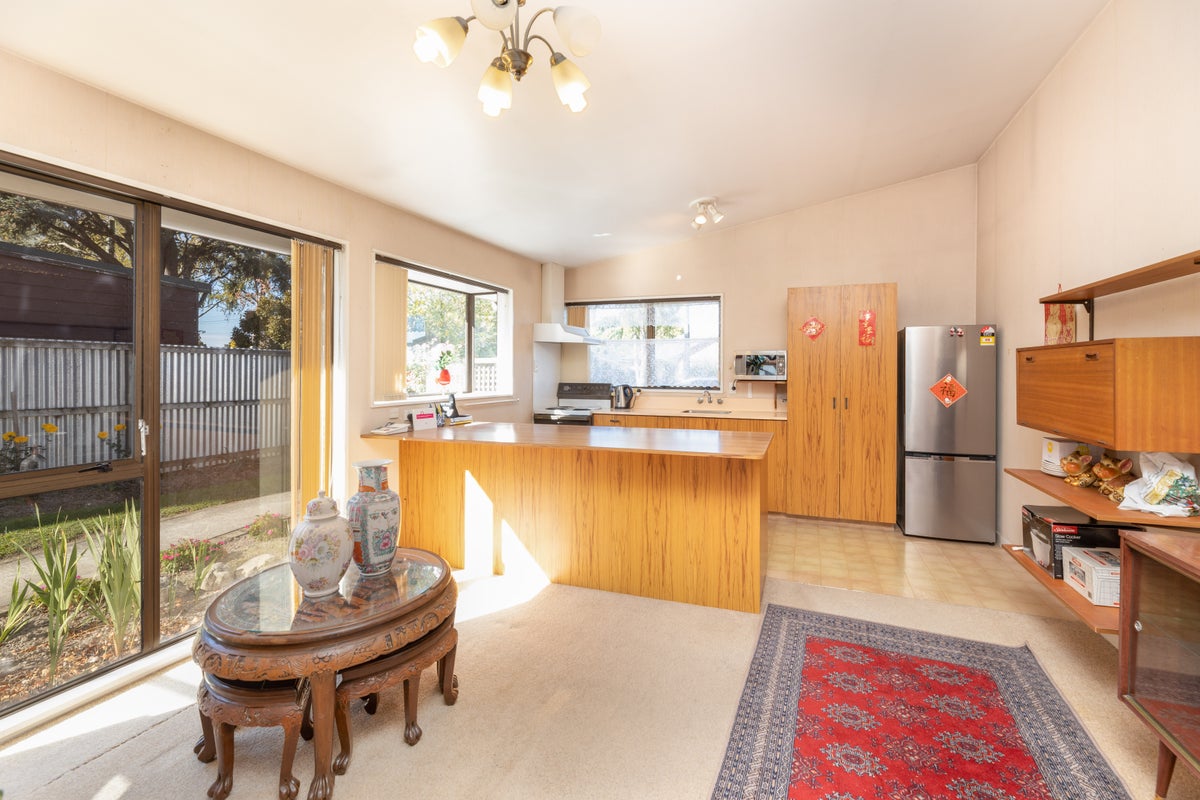 1/5 Crofton Road, Harewood, Christchurch - Carousel 2