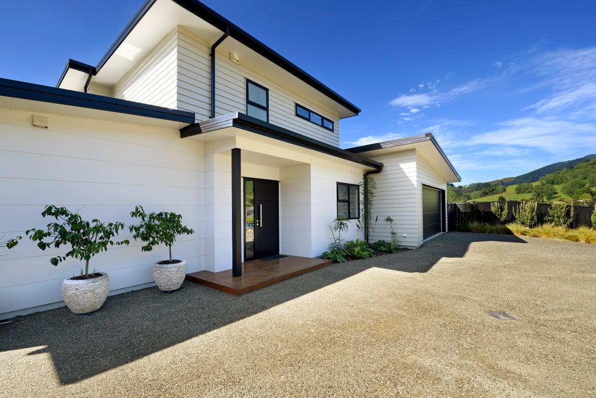 34 Quail Rise, Stoke, Nelson - Carousel 1