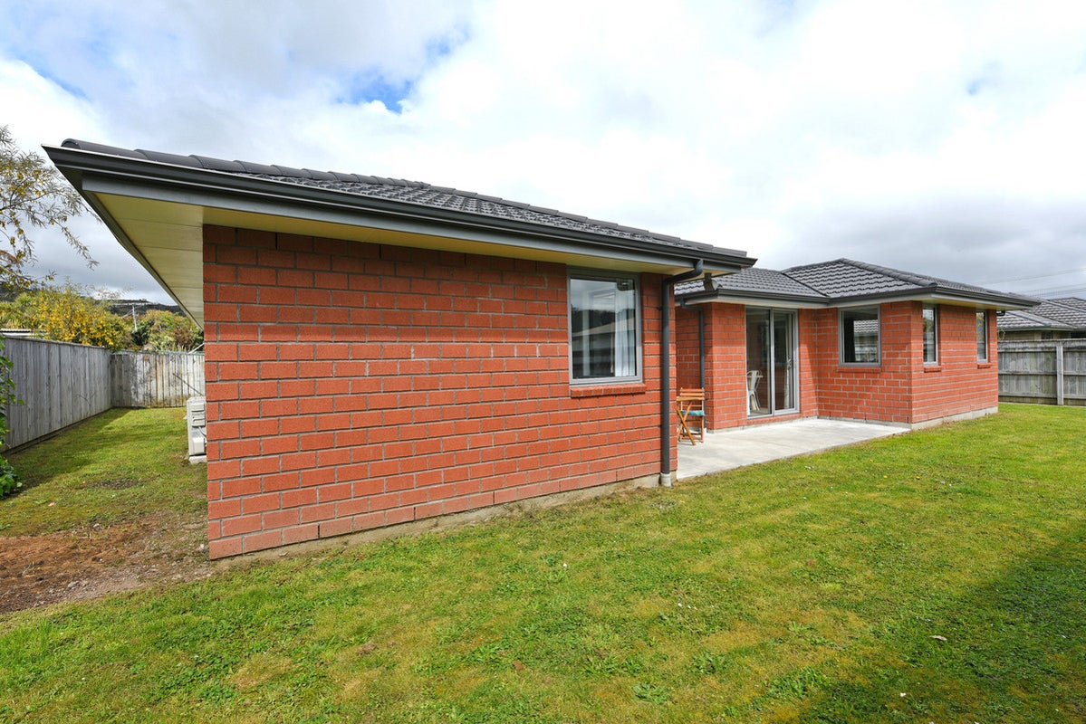 36 Ebdentown Street, Ebdentown, Upper Hutt - Carousel 19