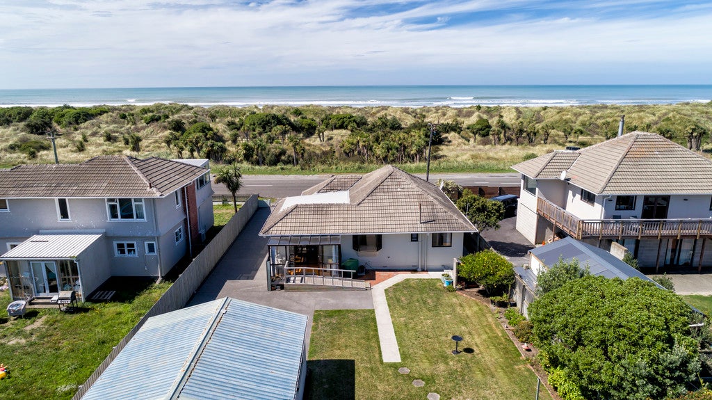 442 Marine Parade, South New Brighton, Christchurch - Carousel 1