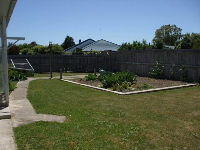 11 Cedar Grove, Witherlea, Blenheim - Carousel 8