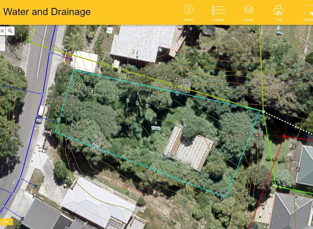 11 Kiwi Crescent, Tawa, Wellington - Carousel 2