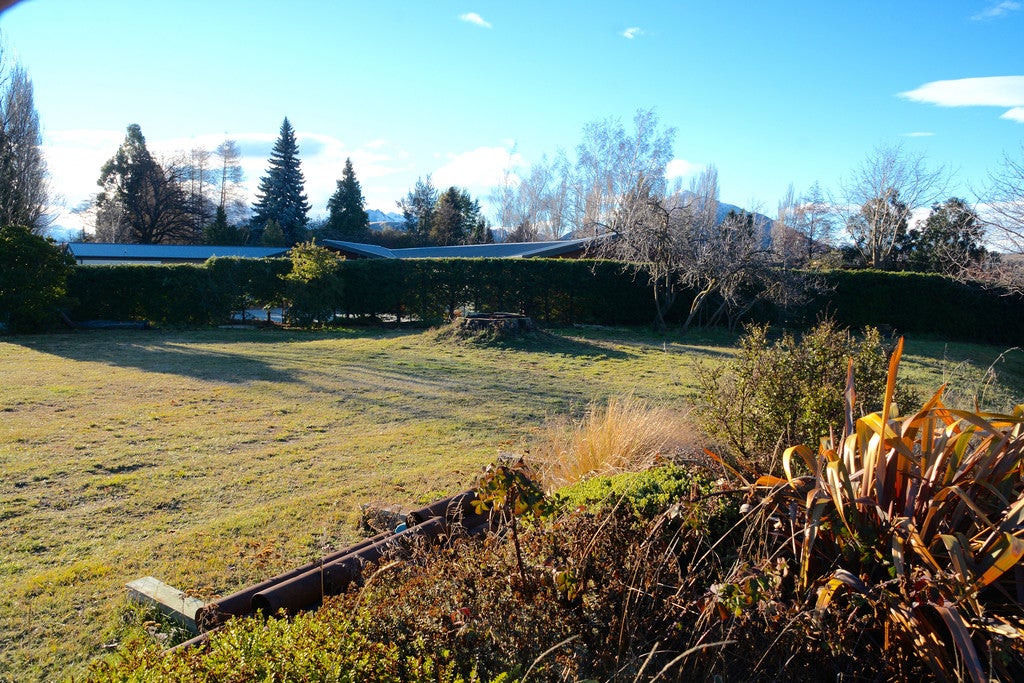 86 Lagoon Avenue, Albert Town, Wanaka - Carousel 2