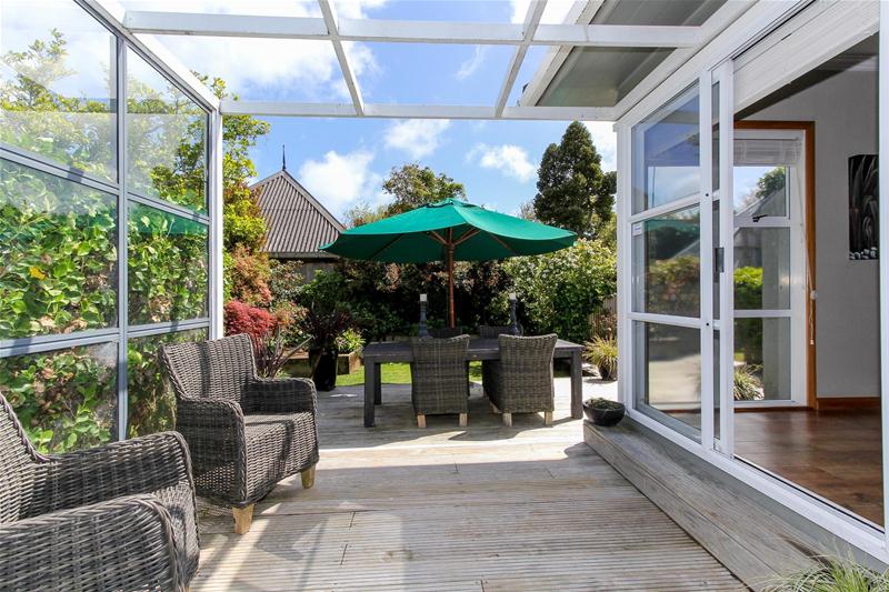 29 Rogan ST, New Plymouth, New plymouth - Carousel 1