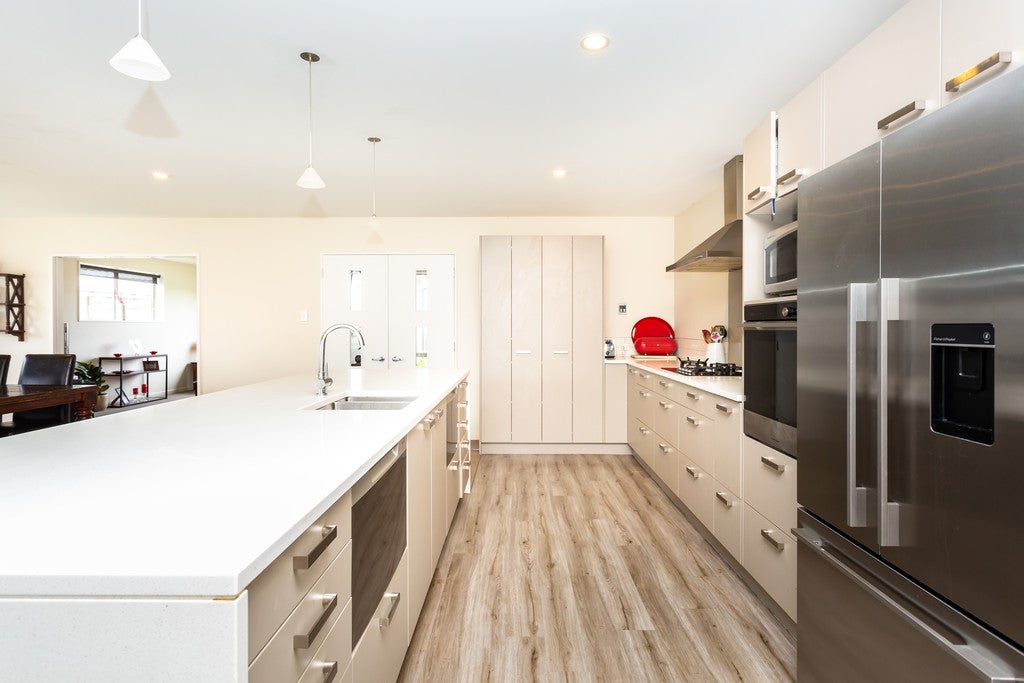53 Carradale Avenue, Broomfield, Christchurch - Carousel 1
