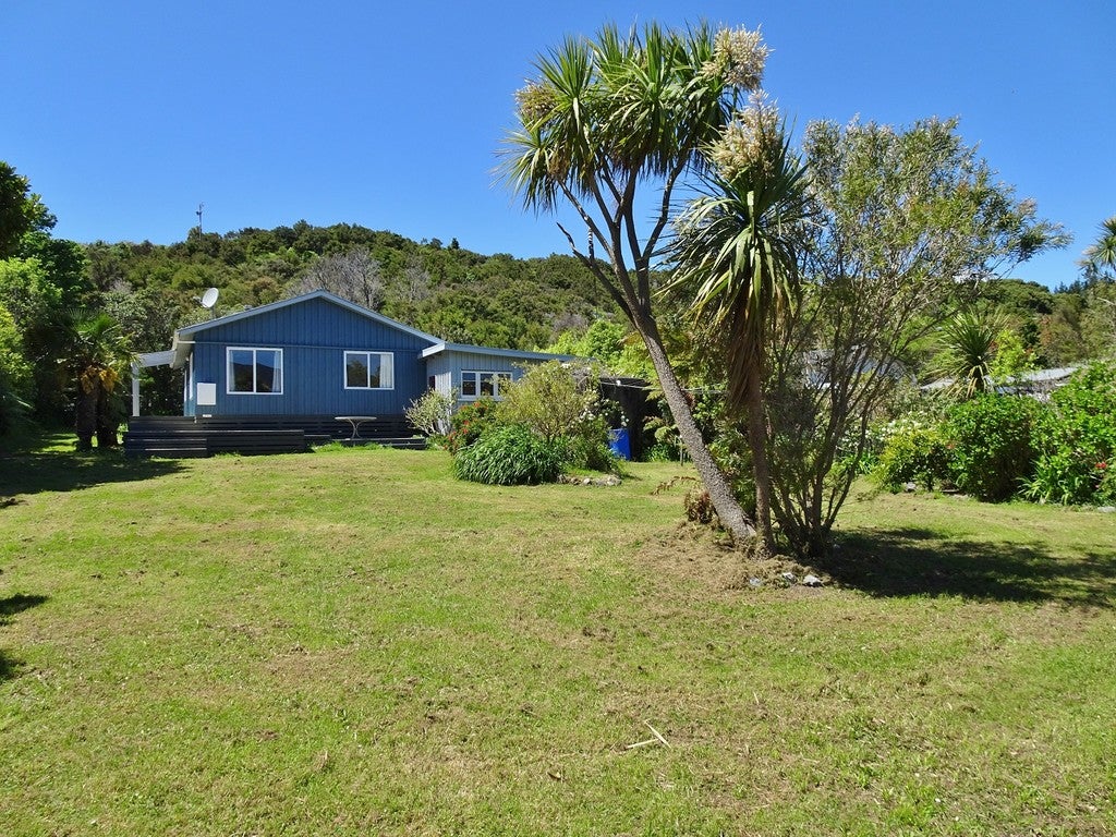 34 Gibbs Road, Collingwood - Carousel 1