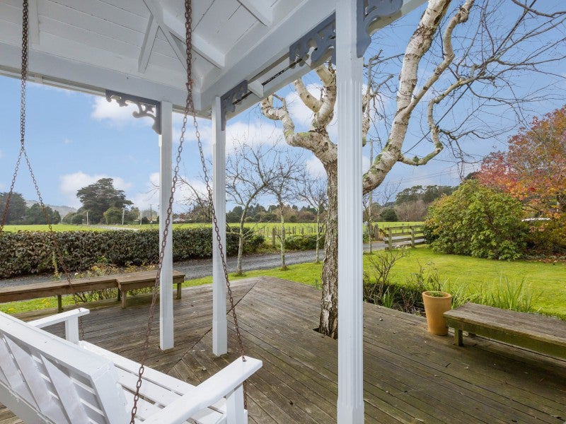 76 Whitemans Valley Road, Whitemans Valley, Upper Hutt - Carousel 1