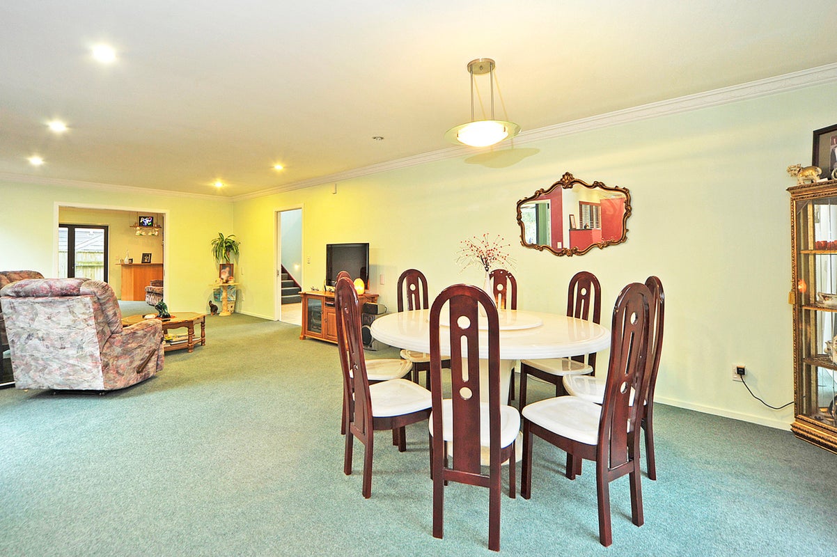 92 Ruapehu Drive, Fitzherbert, Palmerston North - Carousel 2