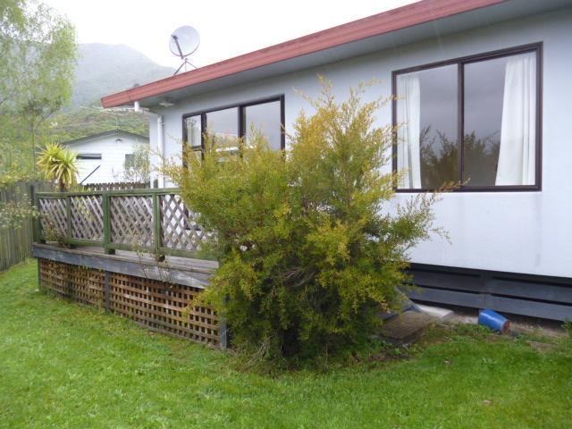 55 Moana View Road, Waikawa, Picton - Carousel 1