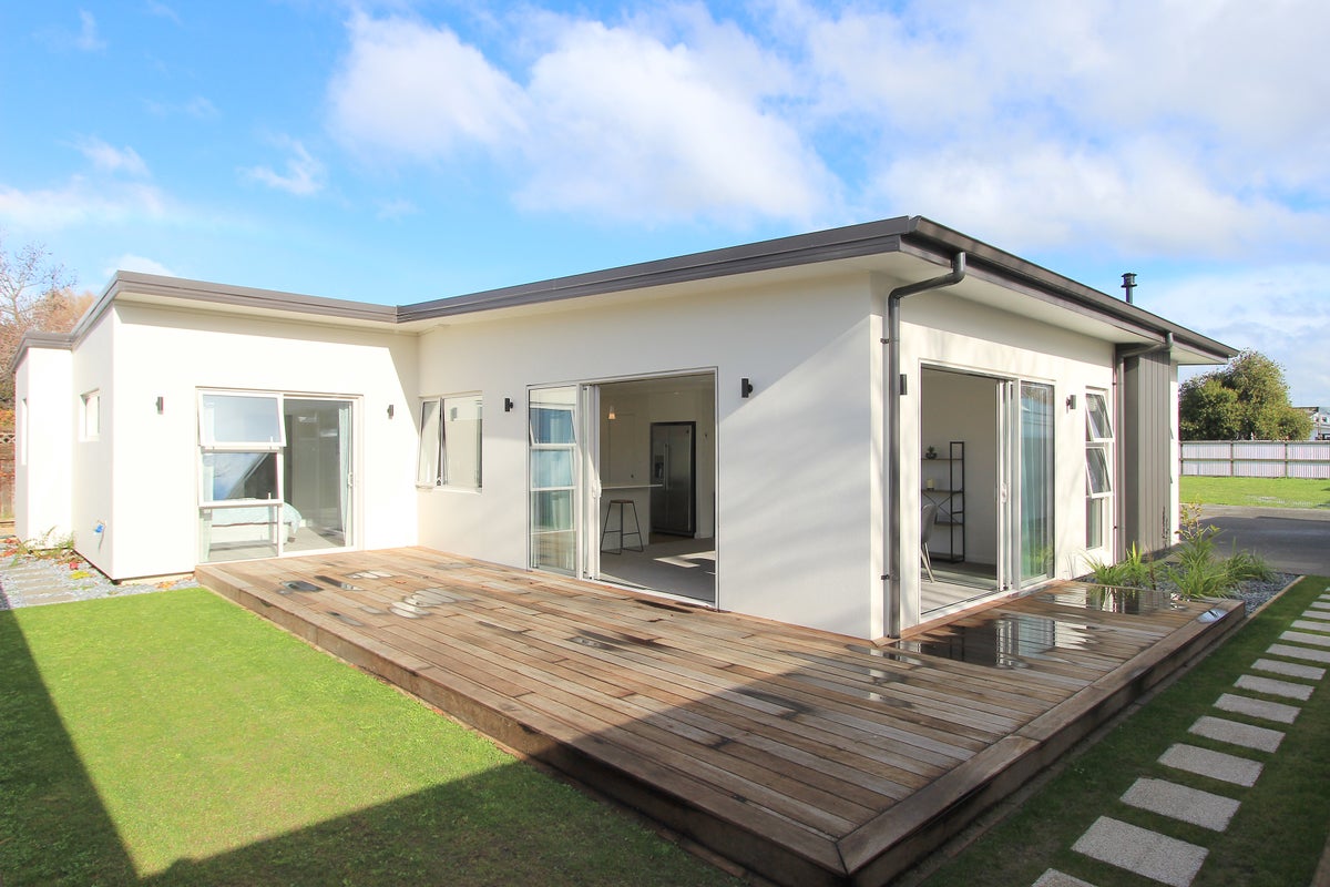 7A Bank Street, Springlands, Blenheim - Carousel 2