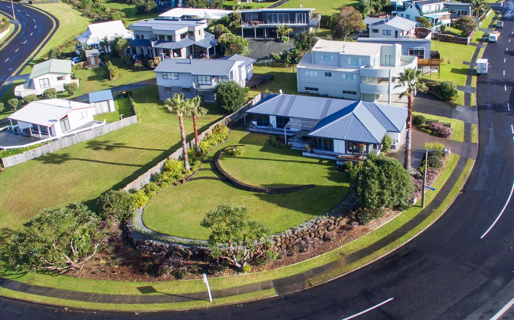 214 Onemana Drive, Onemana - Carousel 1
