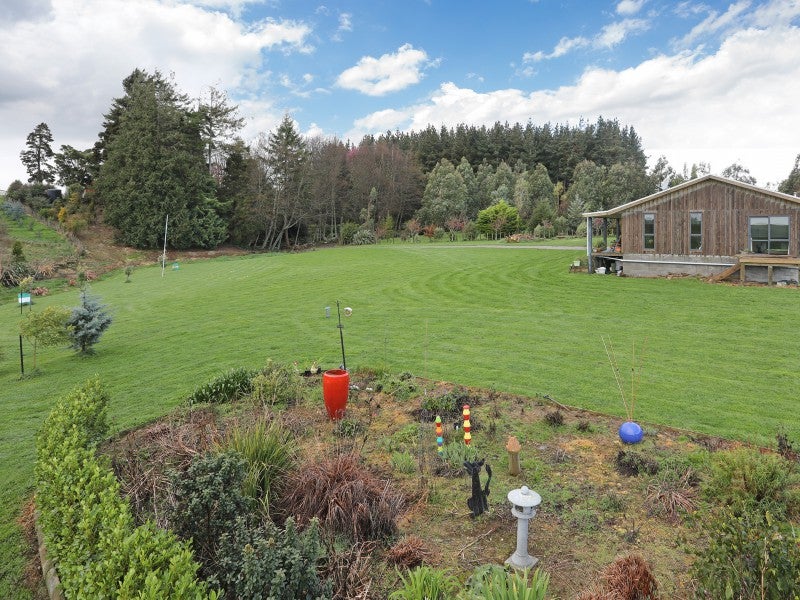 11 Lind Street, Kimbolton, Feilding - Carousel 2