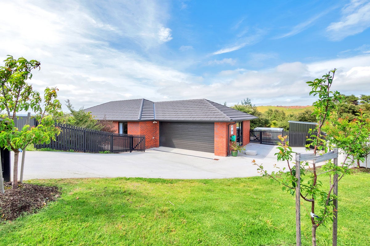 41 Omana Avenue, Helensville - Carousel 1