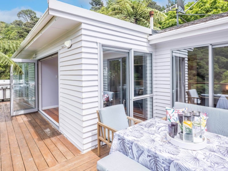 20 Mairangi Road, Wadestown, Wellington - Carousel 1