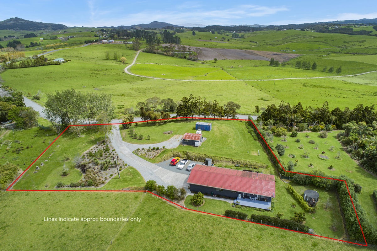 18 Addison Road, Whangarei - Carousel 30