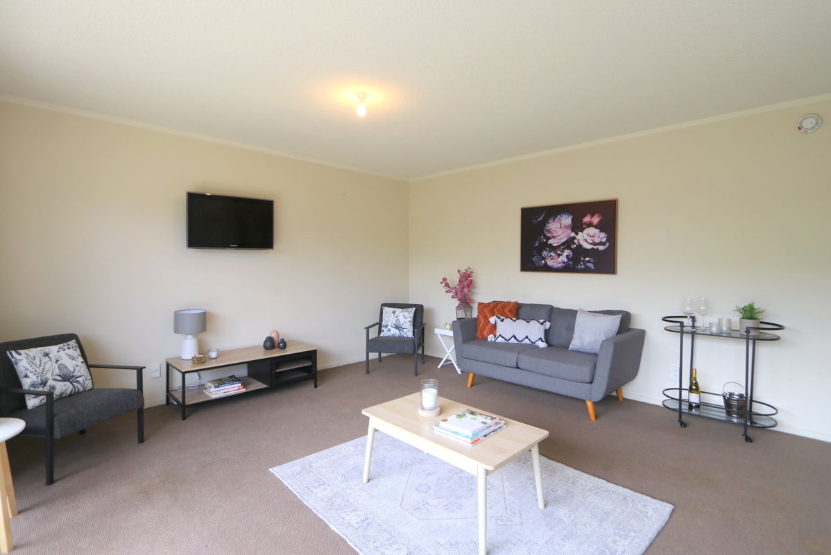 1/88 Lowe Street, Avenal, Invercargill - Carousel 2