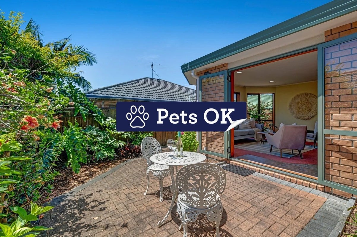 20 Red Hibiscus Road, Stanmore Bay, Whangaparaoa - Carousel 1