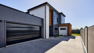 4 Boeing Way, Newlands, Wellington - Carousel 1