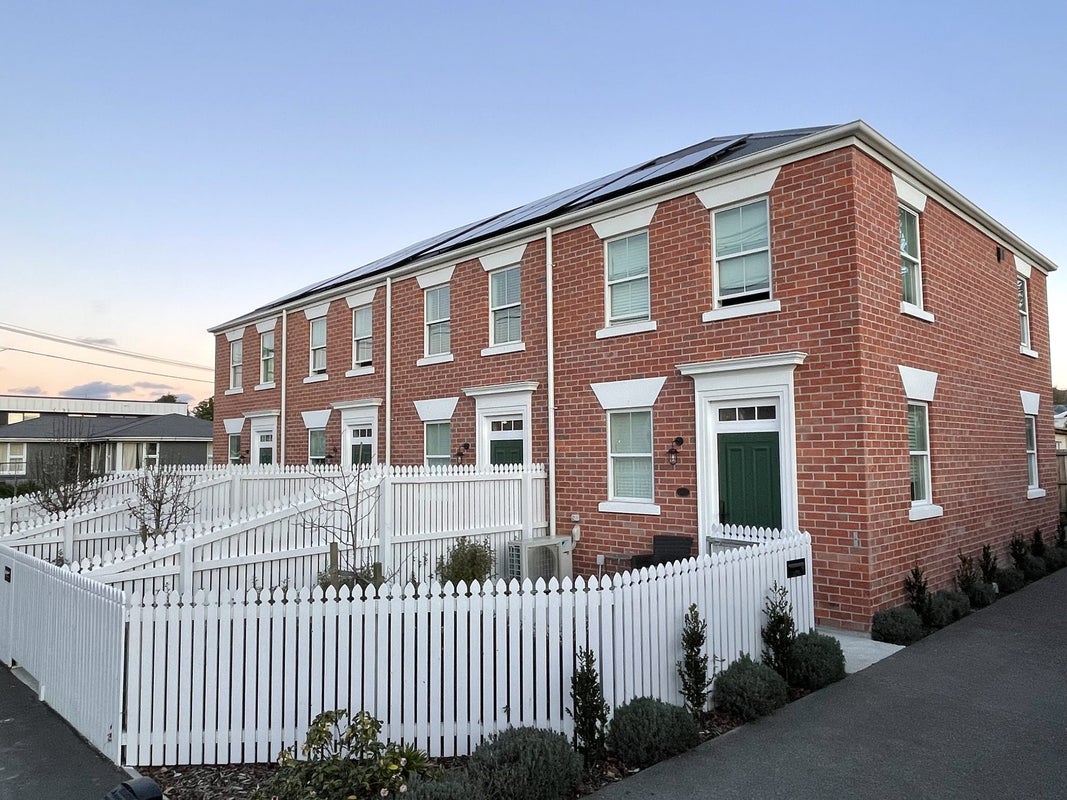 3/30 Hargest Crescent, Sydenham, Christchurch - Carousel 1