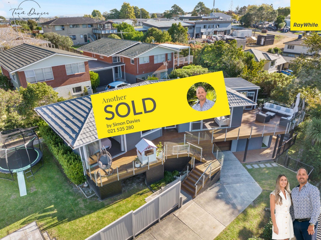 8 Reydon Place, Cockle Bay, Auckland - Carousel 1