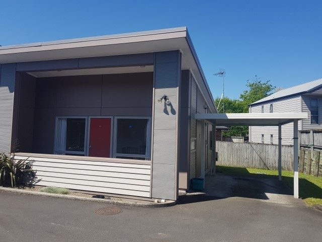 6/20 Lorne Street, Melville, Hamilton - Carousel 1
