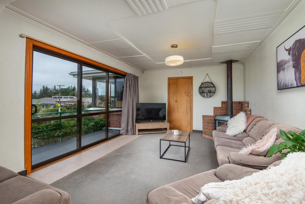 10 Old Brighton Road, Fairfield, Dunedin - Carousel 1