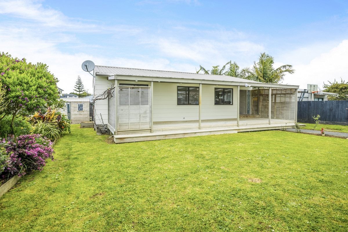 2/6 Wayne Drive, Mangere, Manukau - Carousel 1
