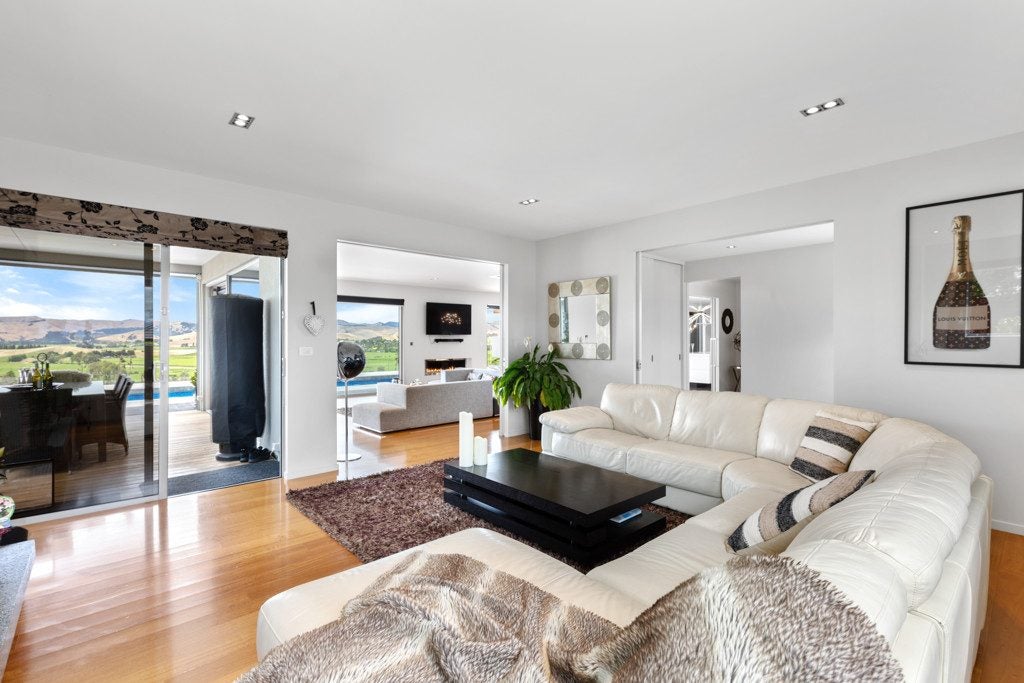 113 Marlborough Ridge Drive, Fairhall, Blenheim - Carousel 1