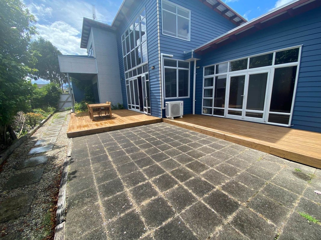 50 Wakelin Road, Beachlands, Auckland - Carousel 1