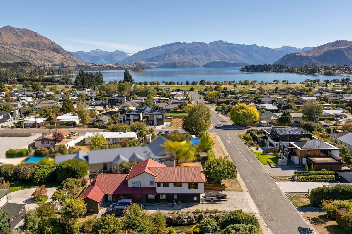 87A Roche Street, Wanaka, Wanaka - Carousel 1
