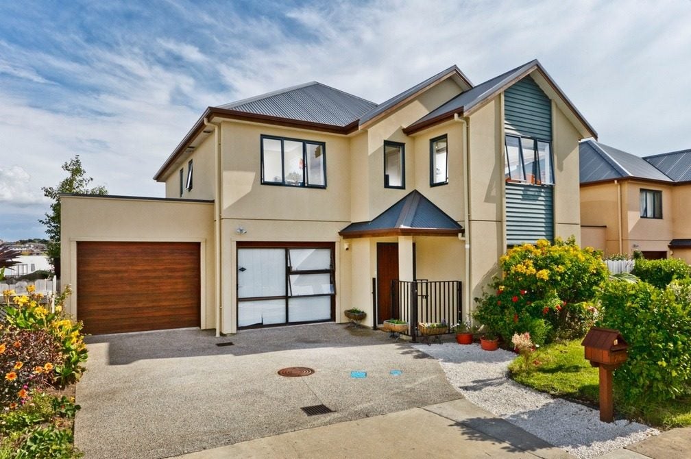 26 Sonoma Crescent, Oteha, Auckland - Carousel 1