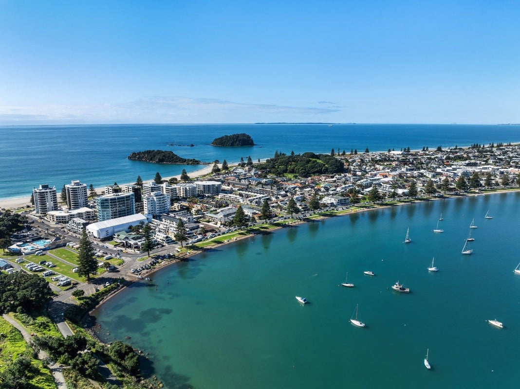 20 The Mall, Mount Maunganui, Mount Maunganui - Carousel 22